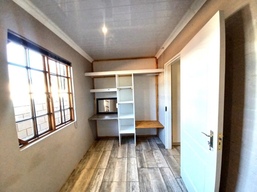 To Let 2 Bedroom Property for Rent in Kellys View Free State